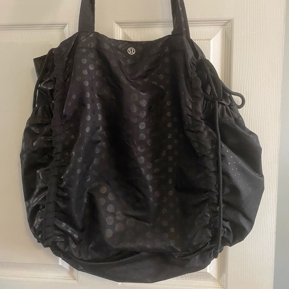 Lululemon gym bag
